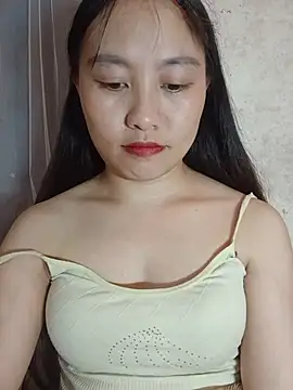 Cherry-squirtt 现场XXX聊天