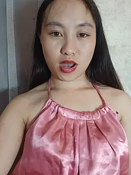 Cherry-squirtt 网络视讯表演