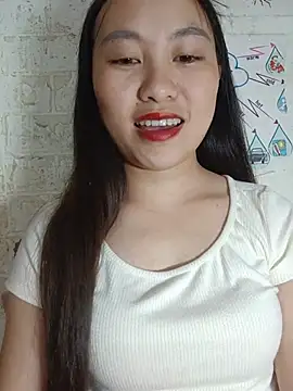 Cherry-squirtt 现场XXX聊天