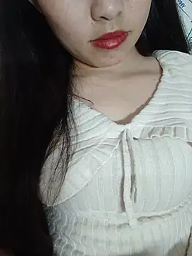 Cherry-squirtt 即時 XXX 聊天