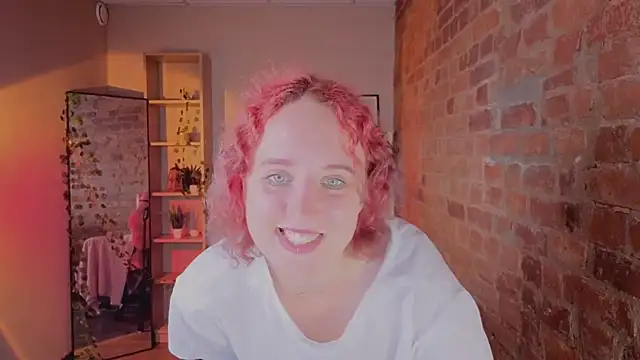 ScarlettSparkss' Live XXX Chat