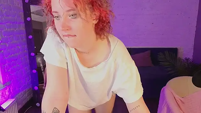 ScarlettSparkss' Live XXX Chat