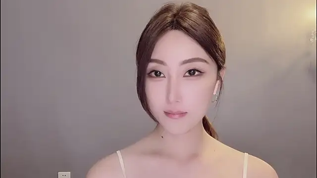 Aner333 Adlı Modelin Web Kamerası Şovu