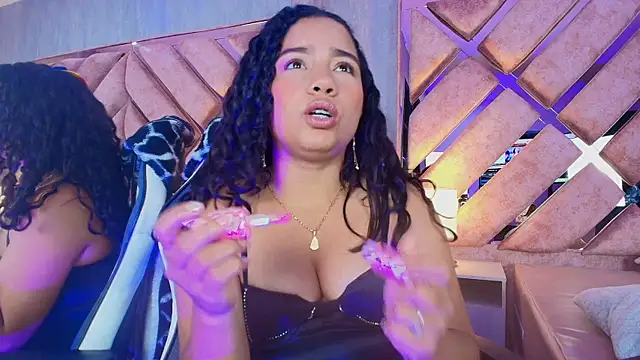 TamaraaHoney Chat XXX in diretta