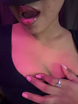 Xoxo_Ruby ওয়েবক্যাম শো