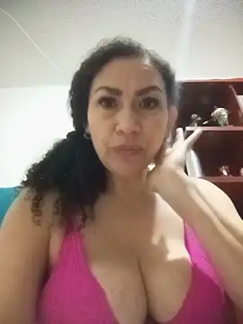 Chat XXX en directo de paulett15