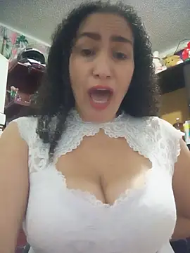 Chat XXX ao vivo de paulett15