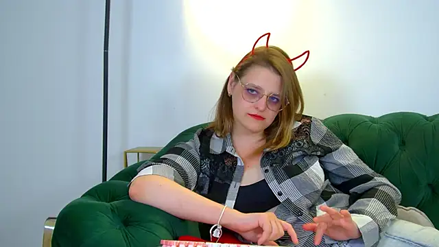 AlexaAvery Chat XXX in diretta