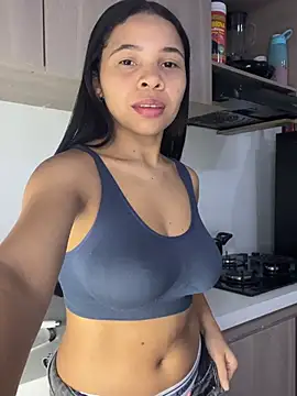 Cheerryloverss webcam show