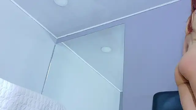 عرض كام CassandraWhite