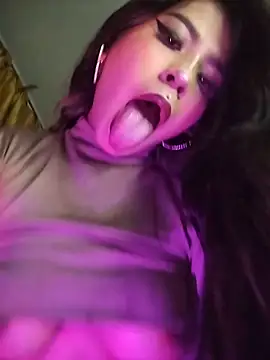 Show webcam de CATICASQUIIRTT