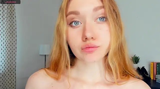 ThanhBuerger's Live XXX Chat