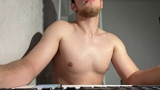 YourFavoriteSexy webcam show