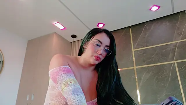 Webkamerová show emily-Hornyy