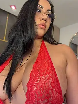 emily-Hornyy Show in webcam