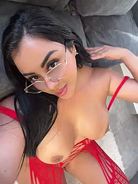 emily-HornyyのライブXXXチャット