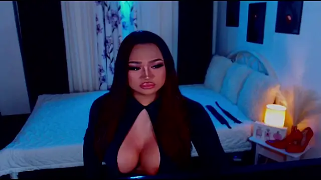 OliviaFoxTs Adlı Modelin Web Kamerası Şovu
