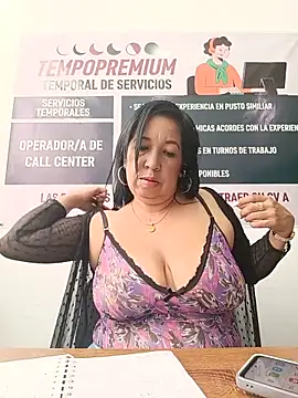 Catalina--14's Live XXX Chat