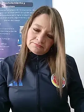 KAREN--03's Live XXX Chat