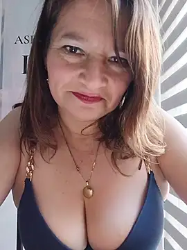 KAREN--03 Adlı Modelin Canlı XXX Sohbeti