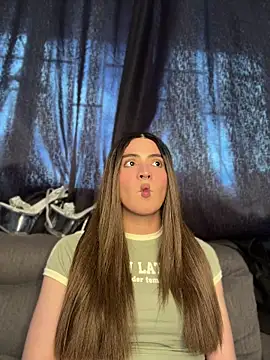 Lottus_fire Show in webcam