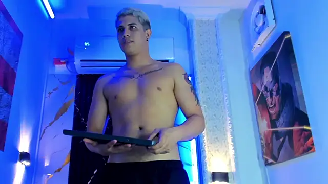 Show modela dominic_connor na web-kameri