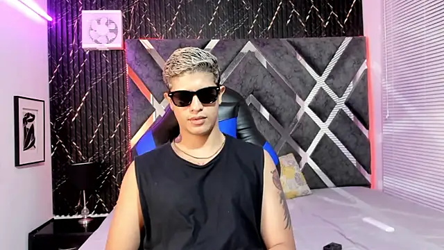 dominic_connor Webcam show