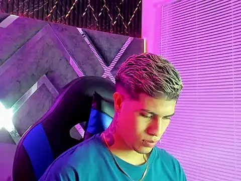 dominic_connor Webcam-Show