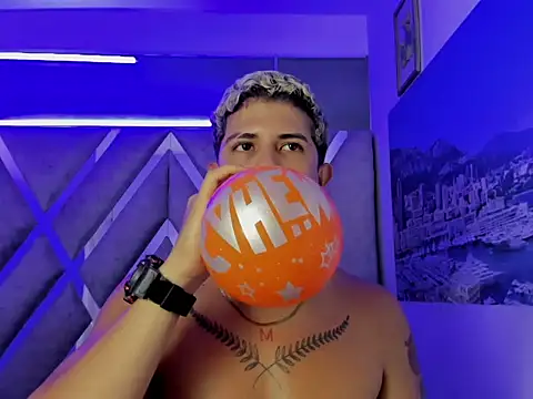 dominic_connor's Live XXX Chat