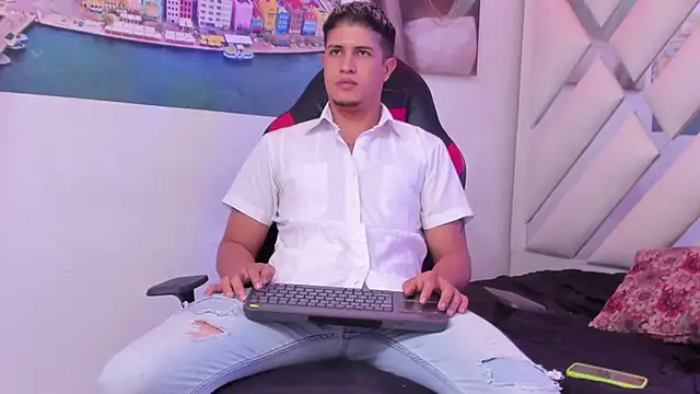 dominic_connor Pertunjukan Webcam