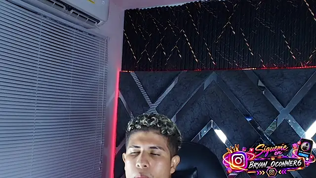 dominic_connor's Webcam Show
