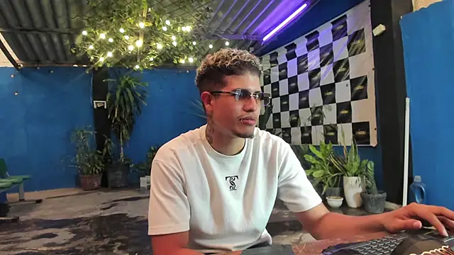 dominic_connor Webcam show
