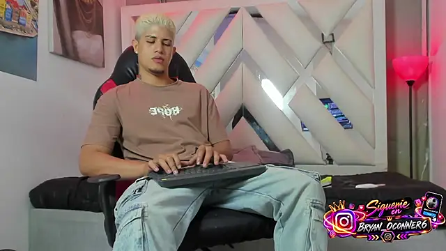 dominic_connor's Live XXX Chat