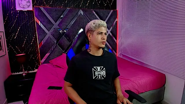Show de dominic_connor na webcam