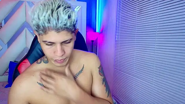 dominic_connor webcam show