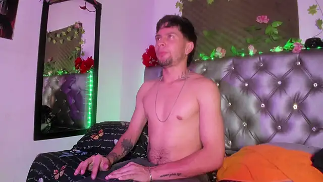 Webkamerová show StefanoBigCock
