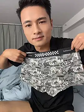 AAA-888 在線直播表演