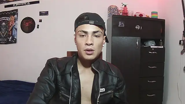 Fenix_hardcock Pertunjukan Webcam