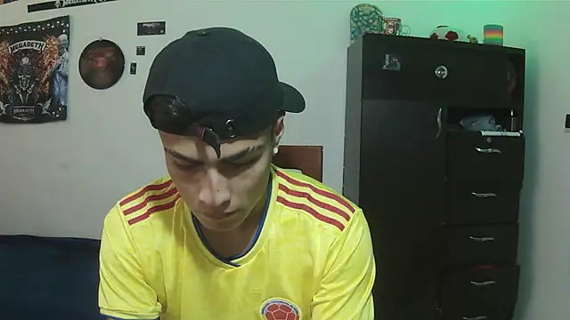 Fenix_hardcock 网络视讯表演