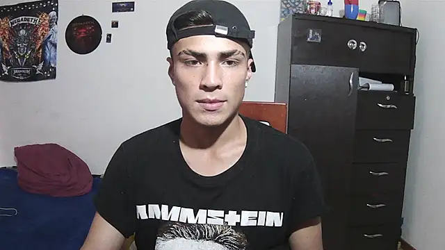 عرض كام Fenix_hardcock