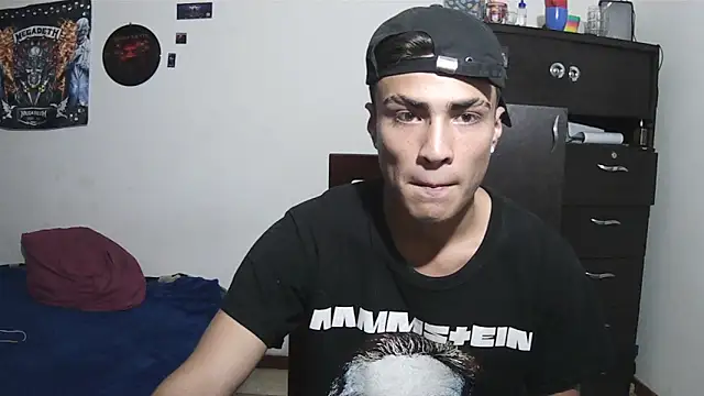 Fenix_hardcock Adlı Modelin Web Kamerası Şovu
