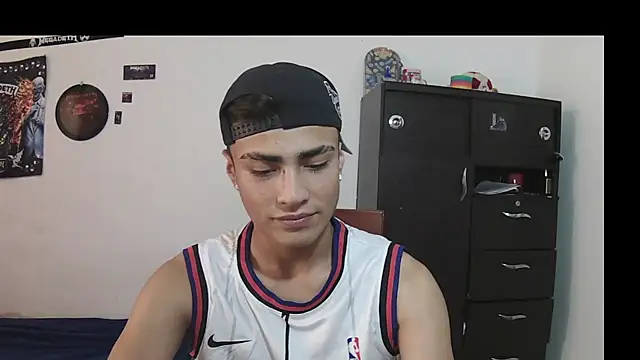 Fenix_hardcock Adlı Modelin Web Kamerası Şovu