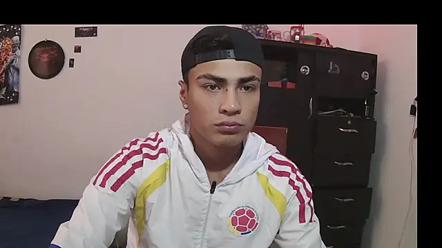 Fenix_hardcock Adlı Modelin Web Kamerası Şovu