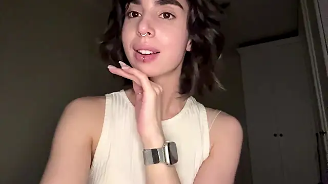 Show modela JessiaRuezga na web-kameri