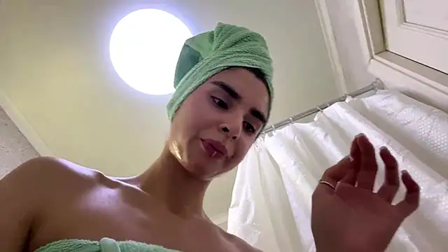 JessiaRuezga's Webcam Show