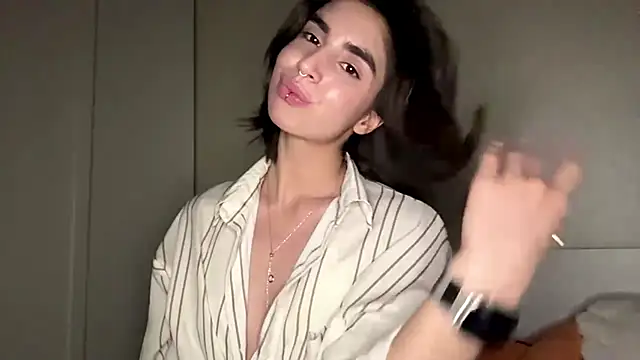 JessiaRuezga's Webcam Show