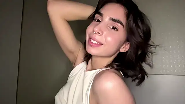 JessiaRuezga Show in webcam