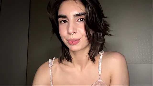 JessiaRuezga's Webcam Show