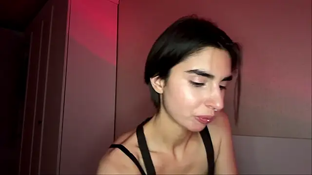 JessiaRuezga Show in webcam