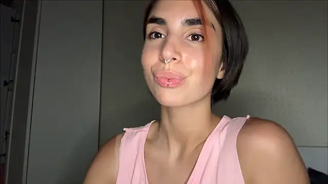JessiaRuezga's Webcam Show
